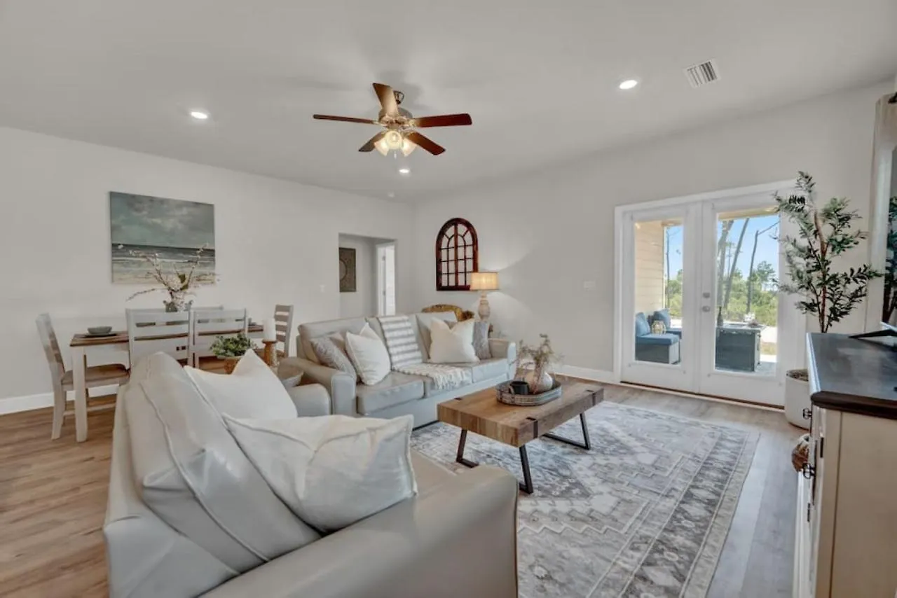 Brand New Build With Ocean Views And Golf Cart Sleeps 12 *