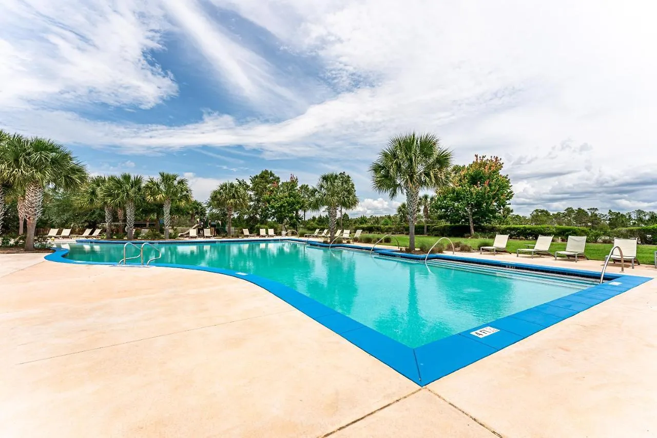 2 Style Pools ! Walk2beach ! 4 Bedrooms ! Board Walk ! Grill !