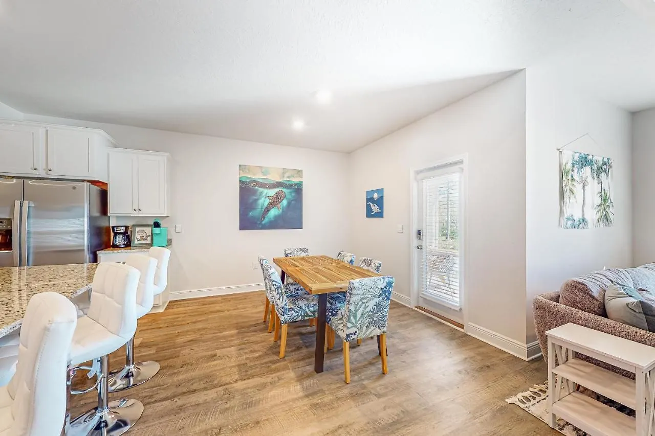 Windmark - Seaside Siesta & Sabbatical Holiday home *