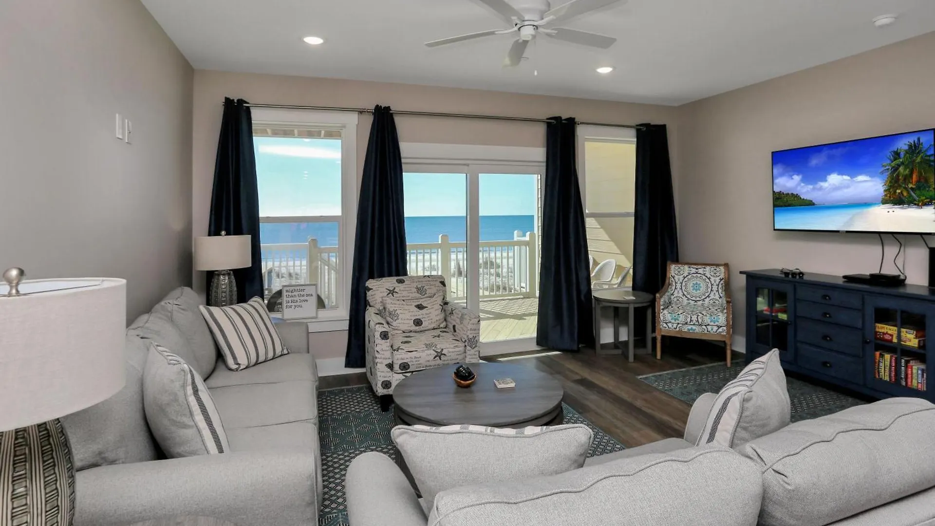 Pelican's Perch By Pristine Vacation Apartment