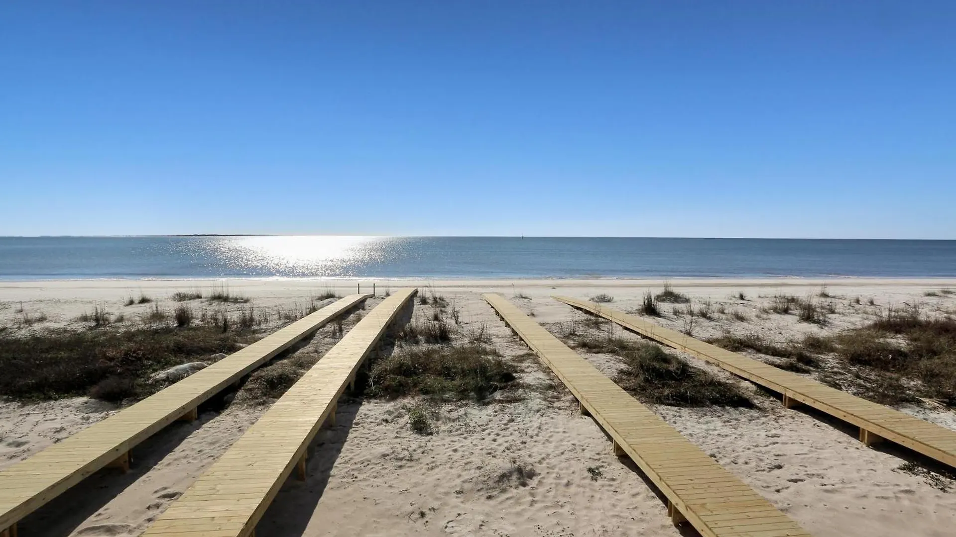Pelican's Perch By Pristine Vacation Apartment *