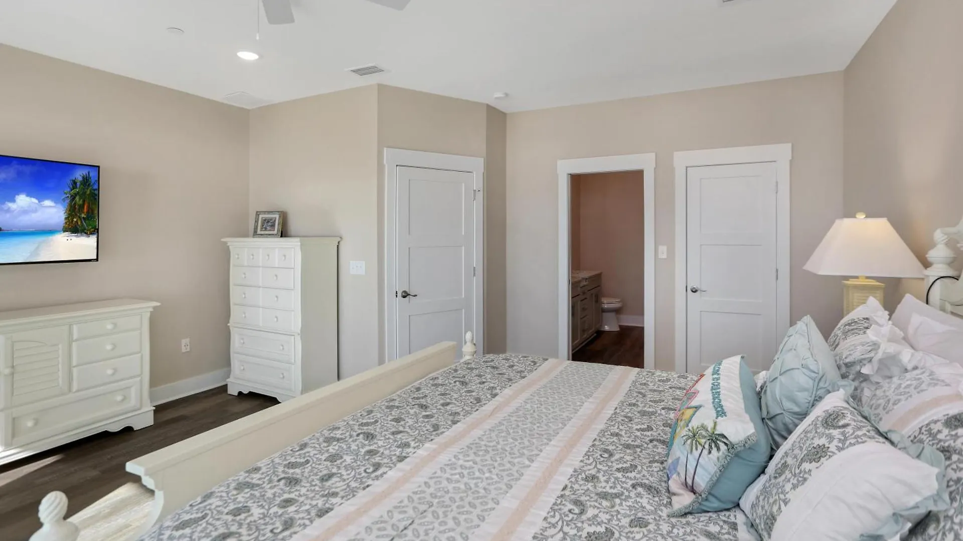 Apartment Pelican's Perch By Pristine Vacation *