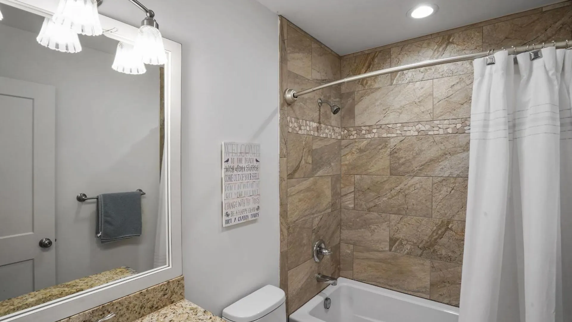Southern Mermaid Cottage- Pet Friendly Fenced Port St. Joe