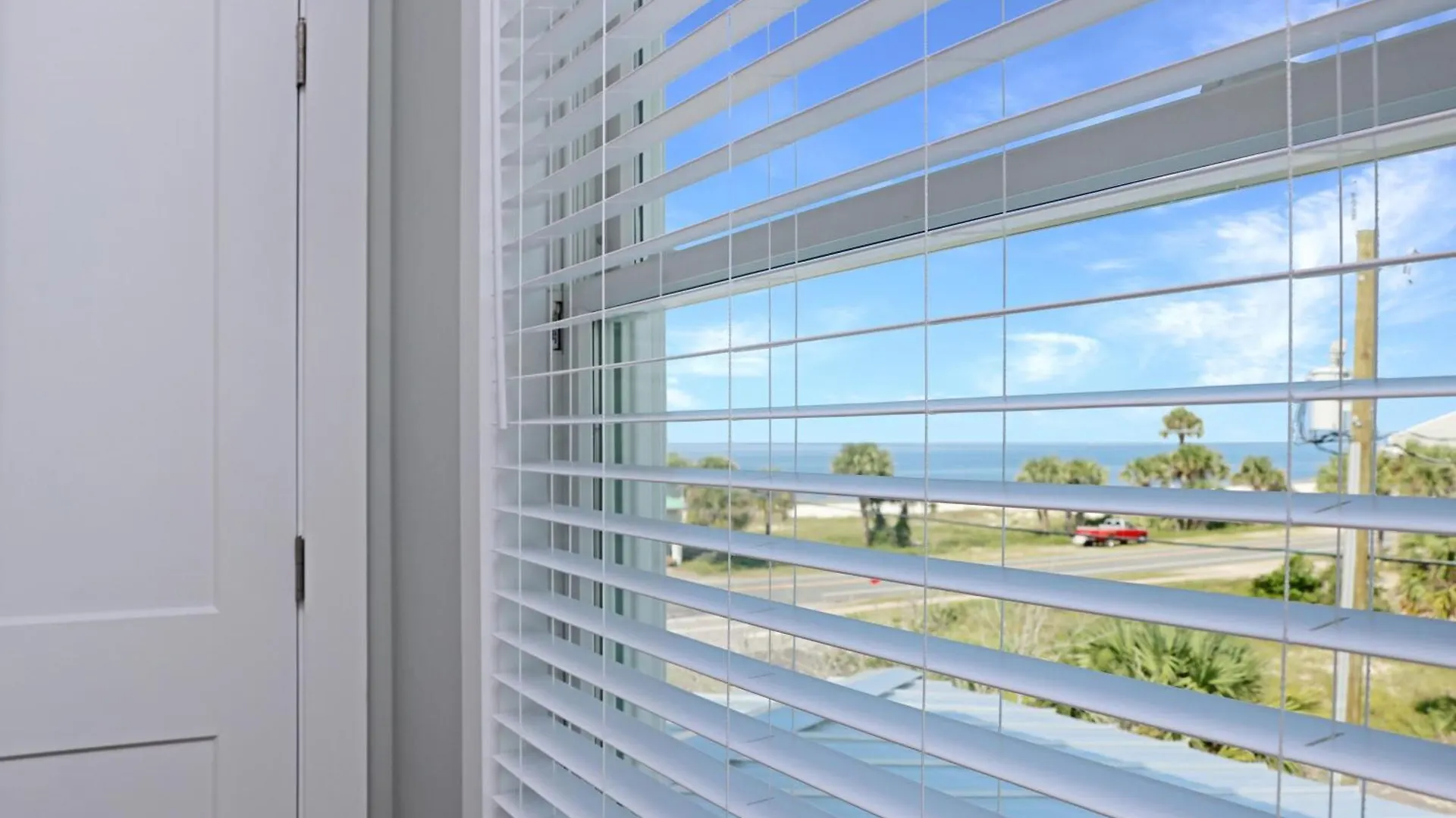 Desoto 1 By Pristine Vacation Holiday home Port St. Joe