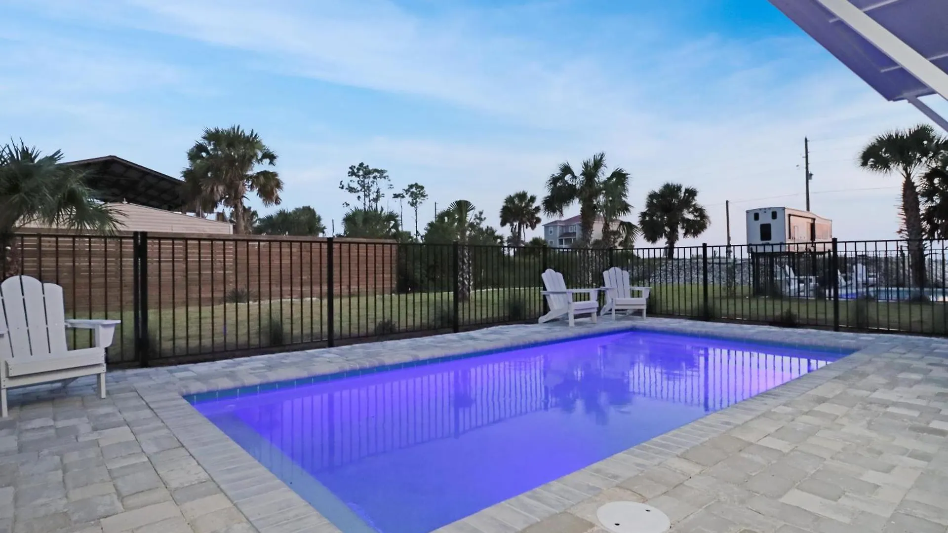 Desoto 1 By Pristine Vacation Holiday home *