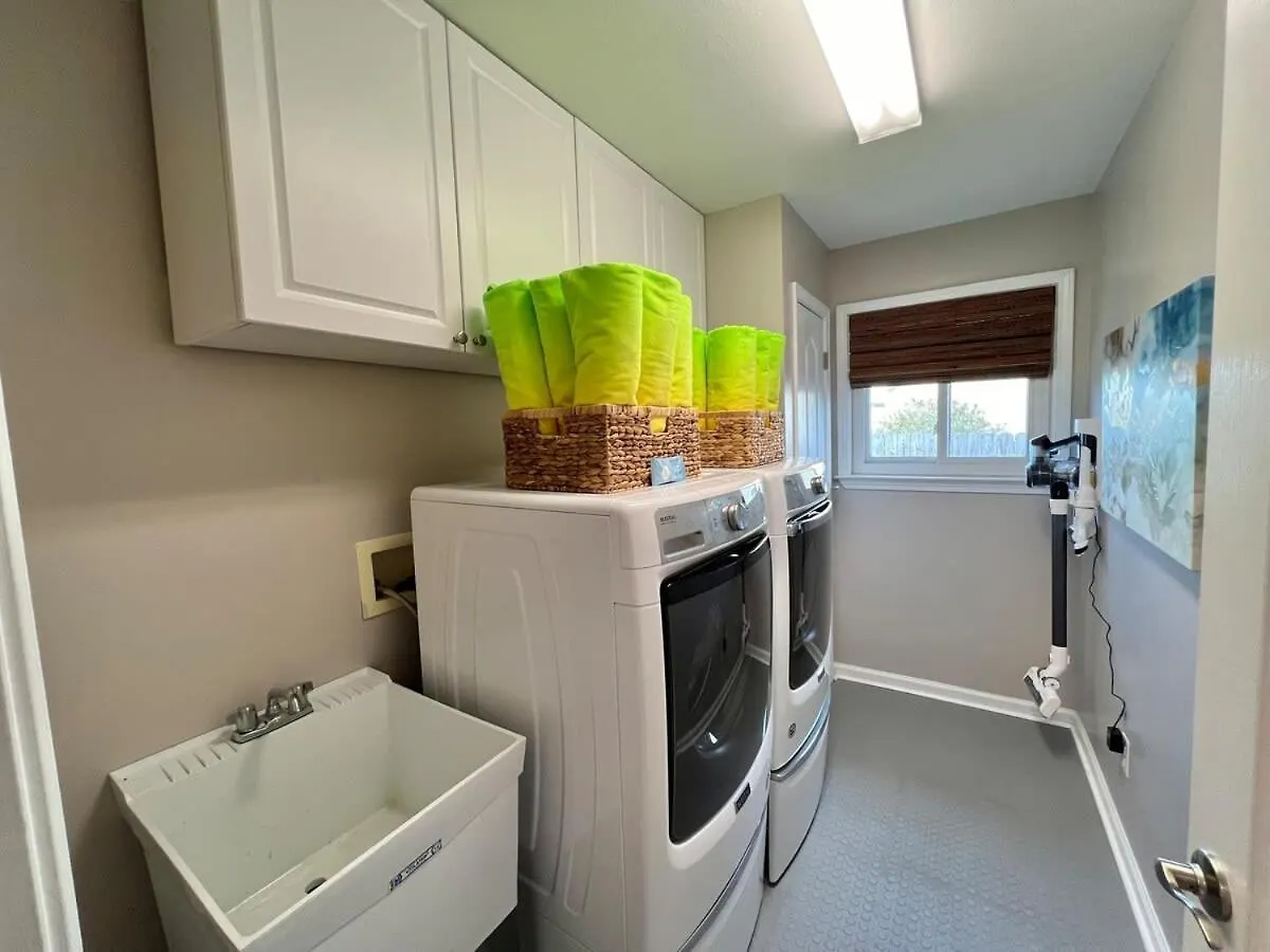 3blk2beach-heatedpool-golfcart4-6-5br-3bath-slps14 * Port St. Joe