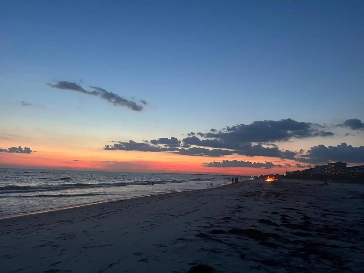 Holiday home 3blk2beach-heatedpool-golfcart4-6-5br-3bath-slps14 *