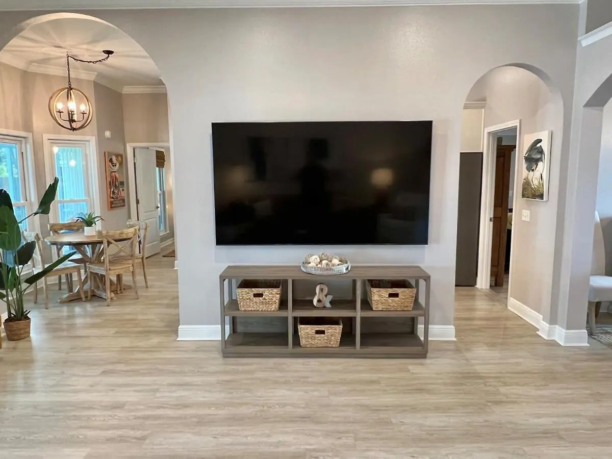 Holiday home 3blk2beach-heatedpool-golfcart4-6-5br-3bath-slps14 Port St. Joe