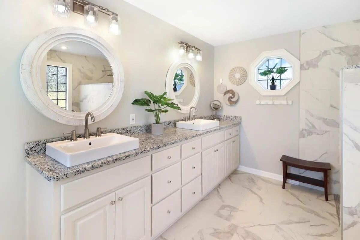 3blk2beach-heatedpool-golfcart4-6-5br-3bath-slps14
