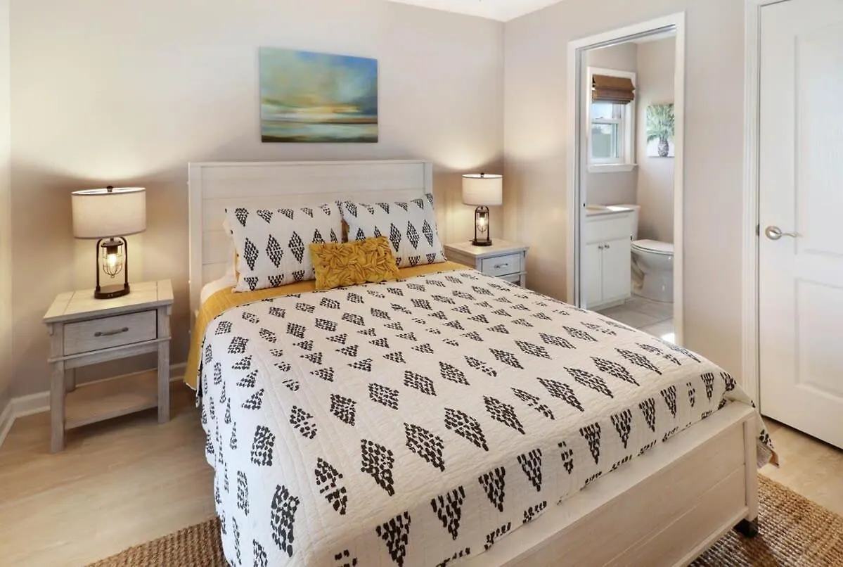 Holiday home 3blk2beach-heatedpool-golfcart4-6-5br-3bath-slps14 Port St. Joe