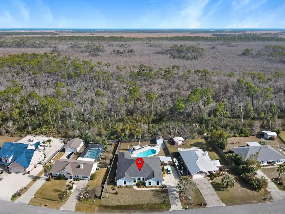 Holiday home 3blk2beach-heatedpool-golfcart4-6-5br-3bath-slps14 *