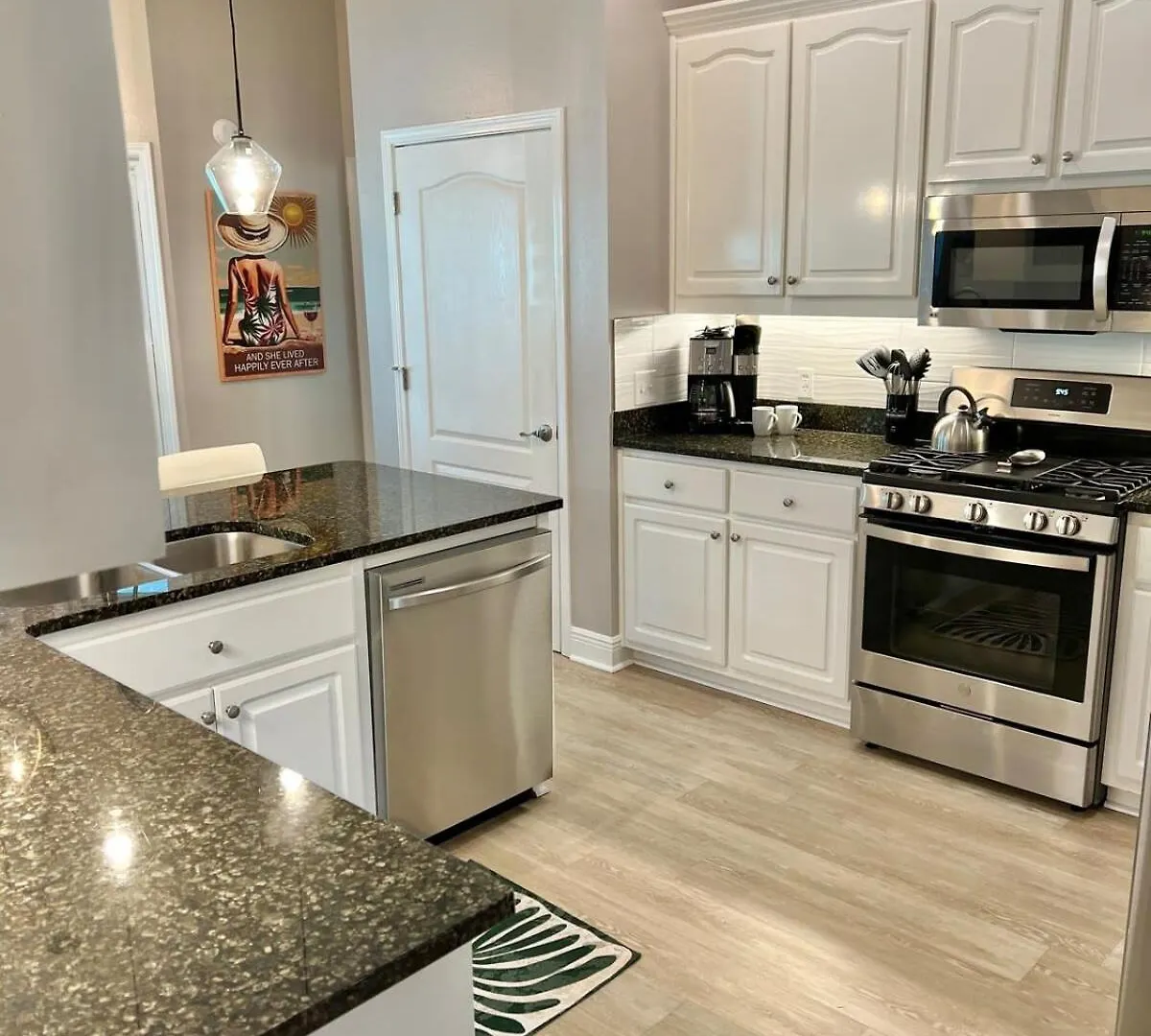 Holiday home 3blk2beach-heatedpool-golfcart4-6-5br-3bath-slps14 *