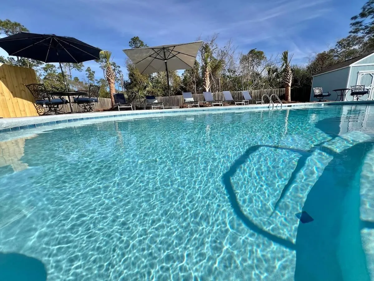 3blk2beach-heatedpool-golfcart4-6-5br-3bath-slps14 *