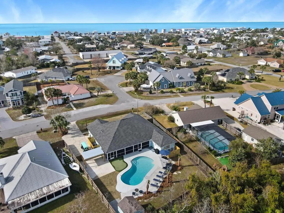 3blk2beach-heatedpool-golfcart4-6-5br-3bath-slps14 * Port St. Joe