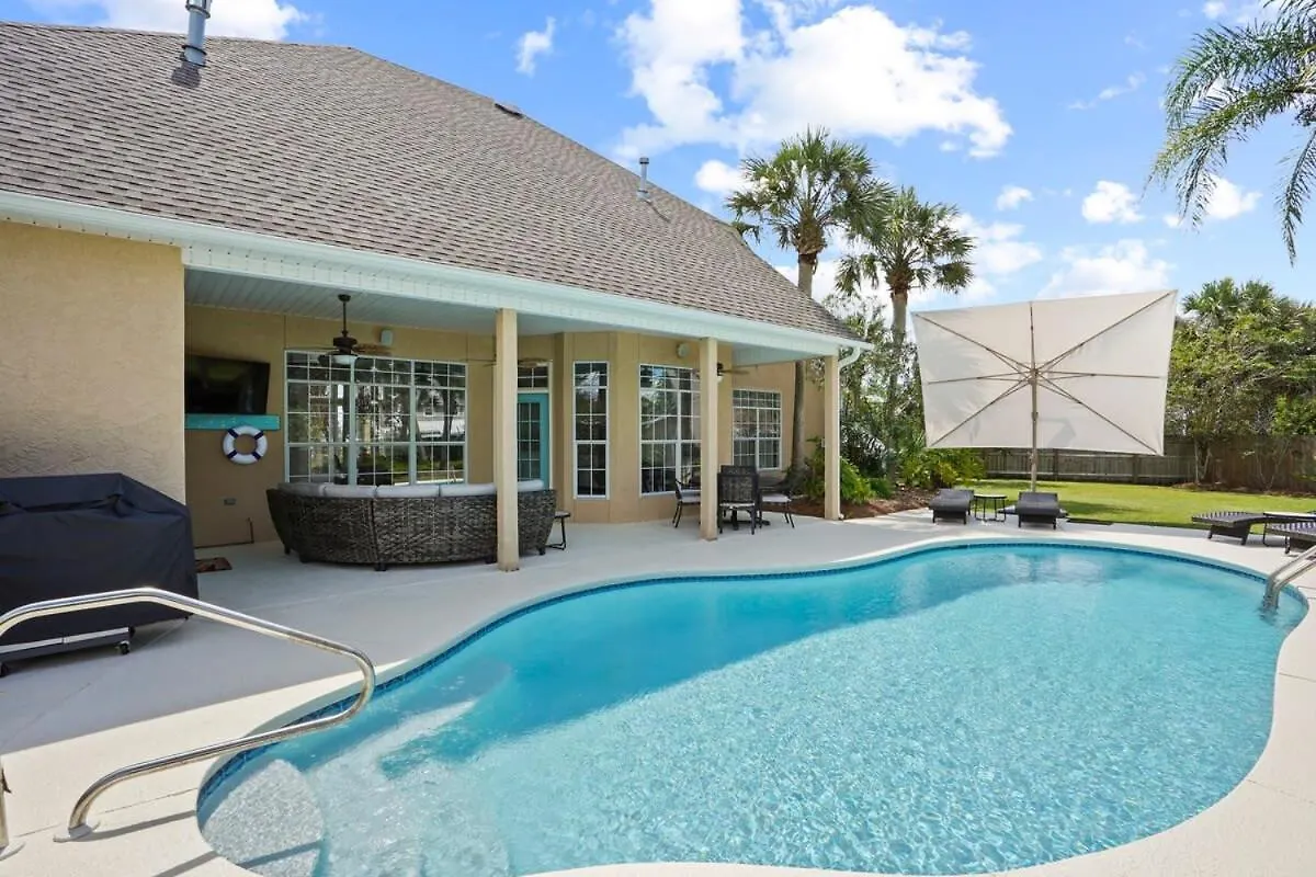 2blk2beach-heatedpool-golfcart4-4-5br-3bath-slps16 Port St. Joe
