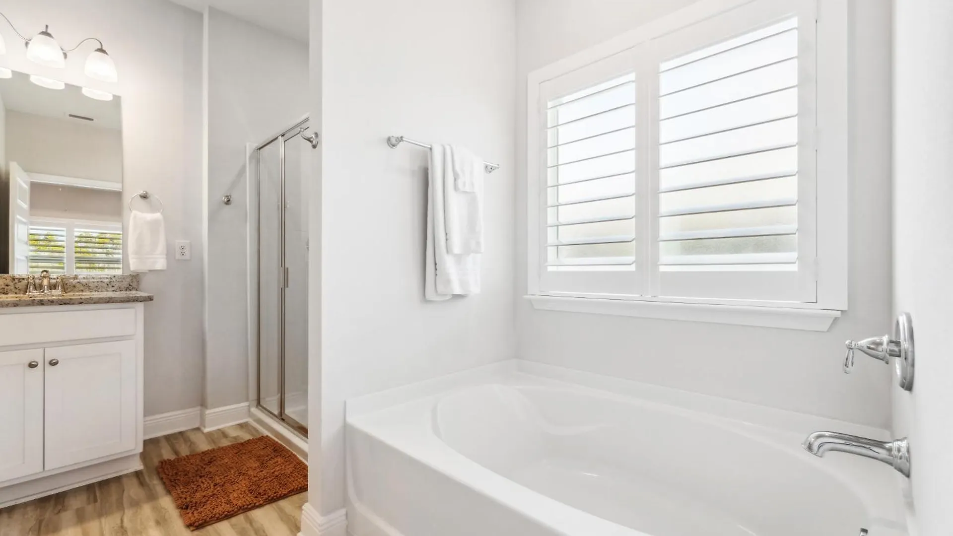 Holiday home On Seabatical In Windmark Resort! - Bikes, Walk To Beach, Pool, Gear, Golf Cart Avail!