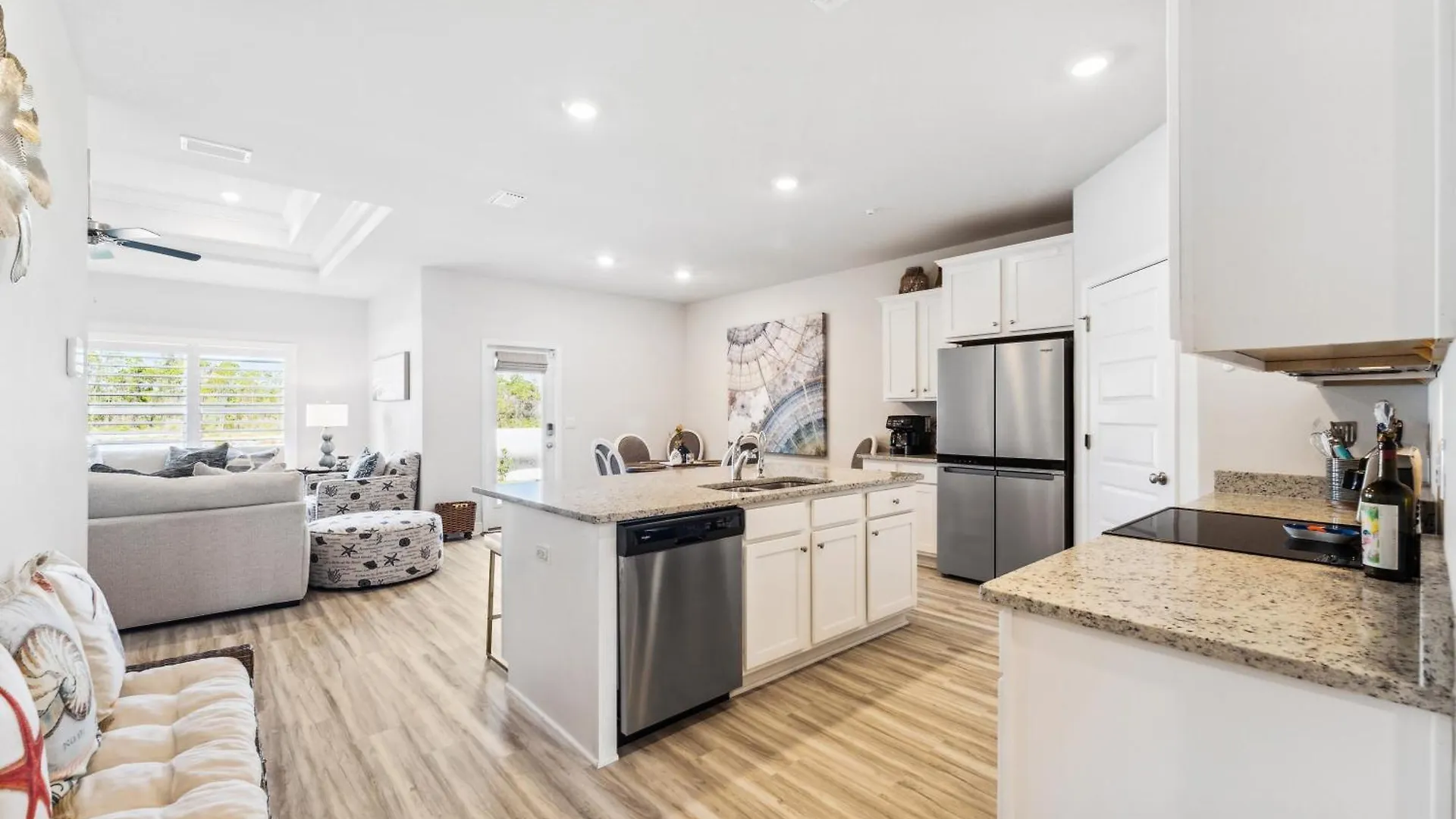 On Seabatical In Windmark Resort! - Bikes, Walk To Beach, Pool, Gear, Golf Cart Avail! Holiday home