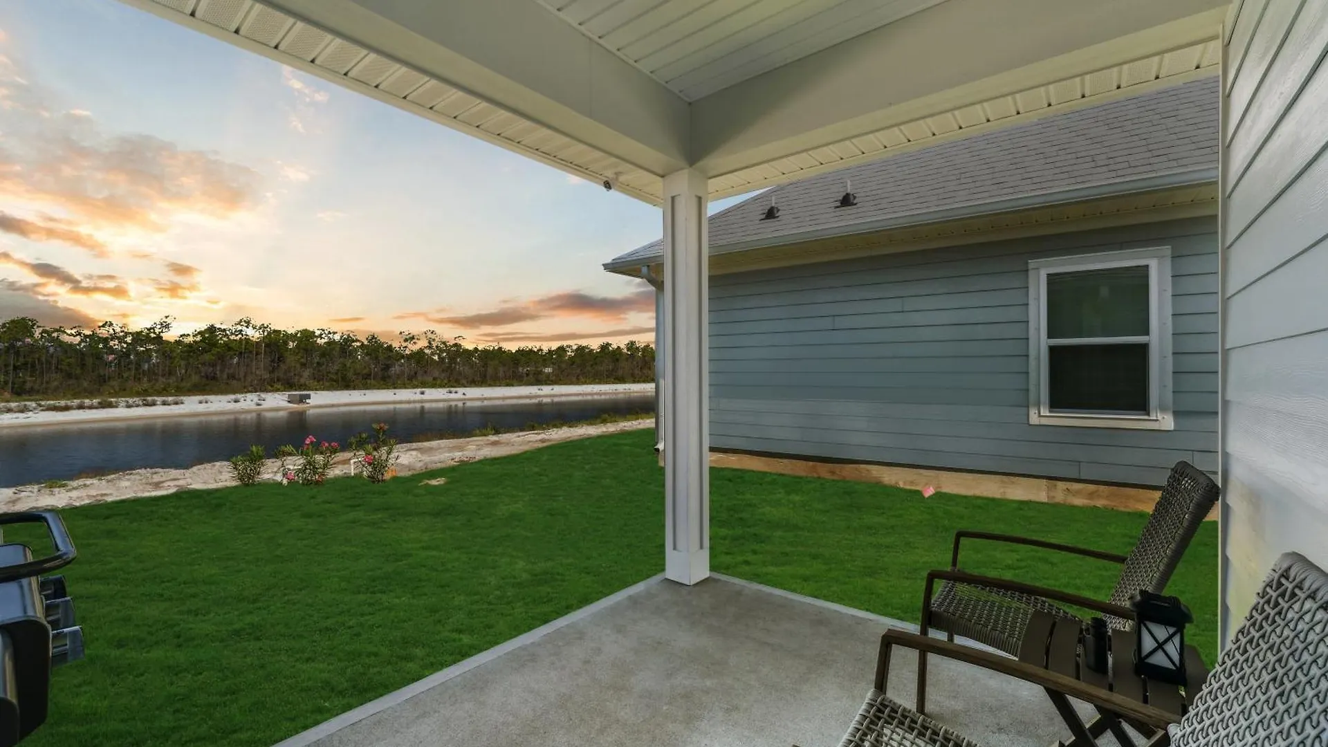 On Seabatical In Windmark Resort! - Bikes, Walk To Beach, Pool, Gear, Golf Cart Avail! Port St. Joe