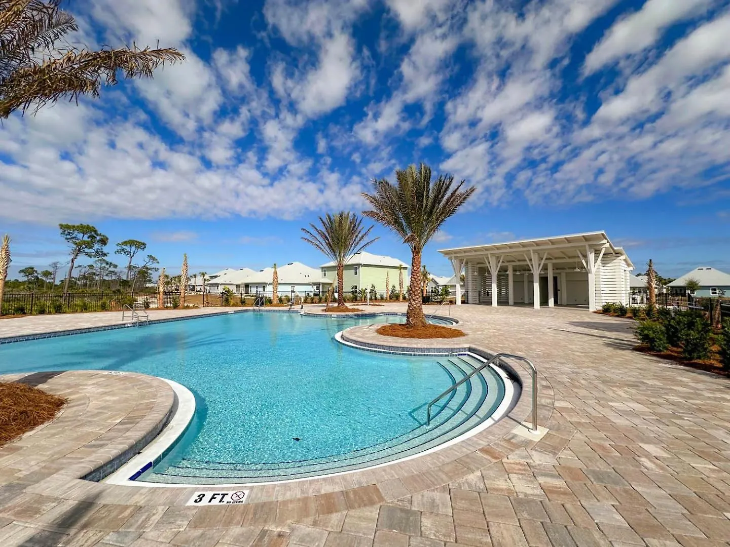 On Seabatical In Windmark Resort! - Bikes, Walk To Beach, Pool, Gear, Golf Cart Avail! Holiday home