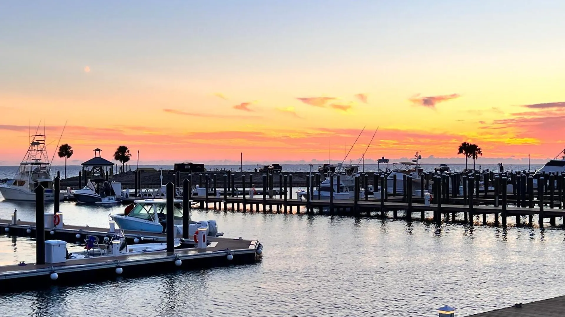 On Seabatical In Windmark Resort! - Bikes, Walk To Beach, Pool, Gear, Golf Cart Avail! Holiday home Port St. Joe