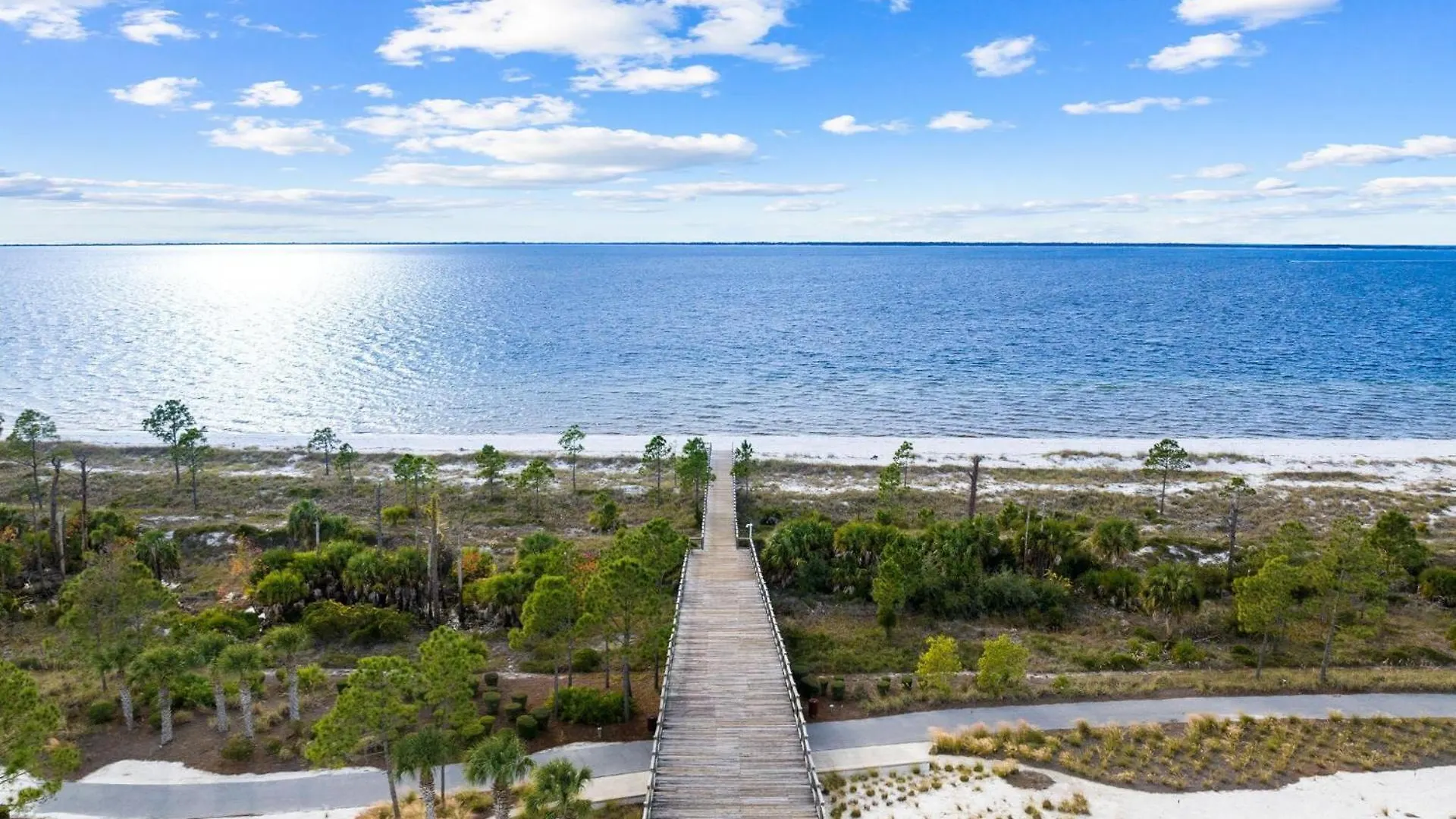 On Seabatical In Windmark Resort! - Bikes, Walk To Beach, Pool, Gear, Golf Cart Avail! Port St. Joe