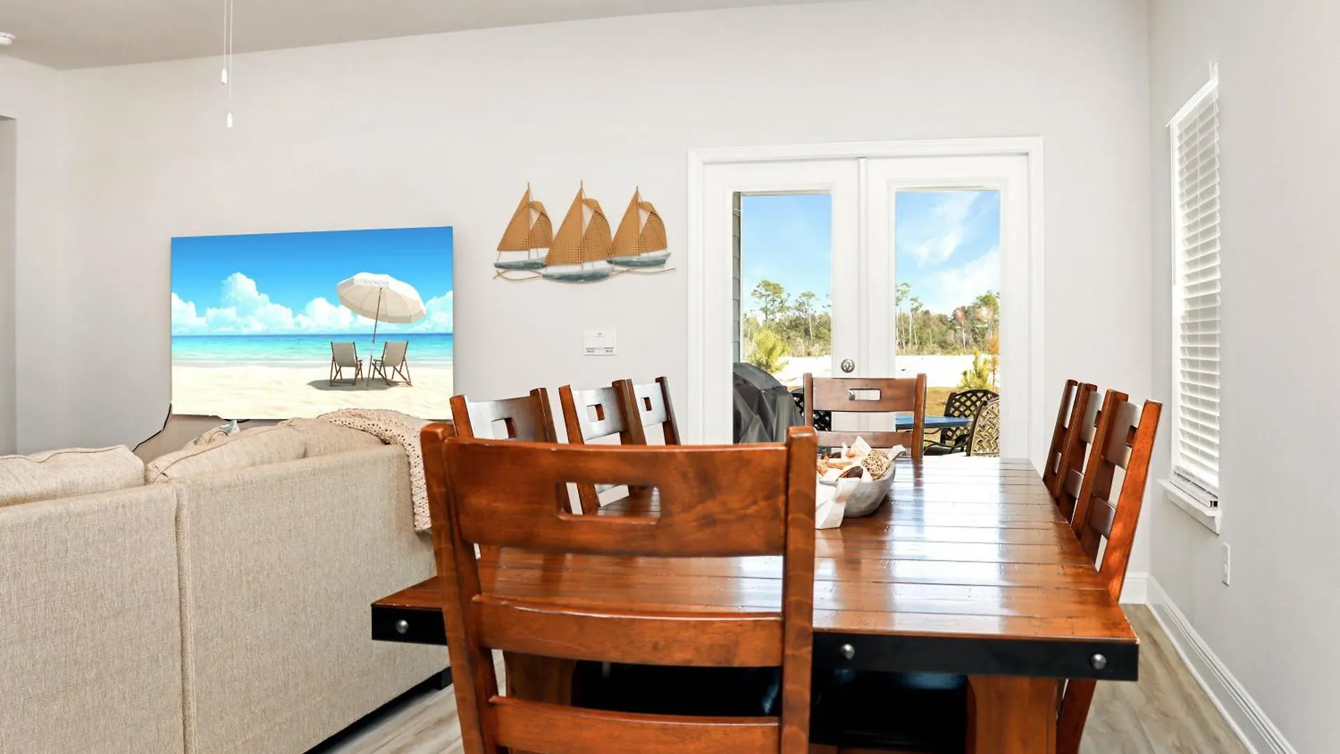 Holiday home The Blue Bird By Pristine Vacation *