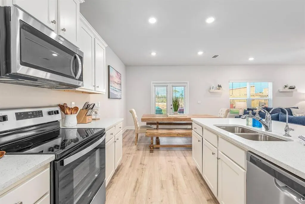 Walk To The Beach, Brand New Luxe House