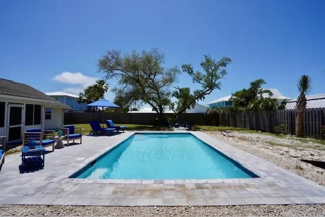 Southern Mermaid Cottage- Pet Friendly Fenced 펜션