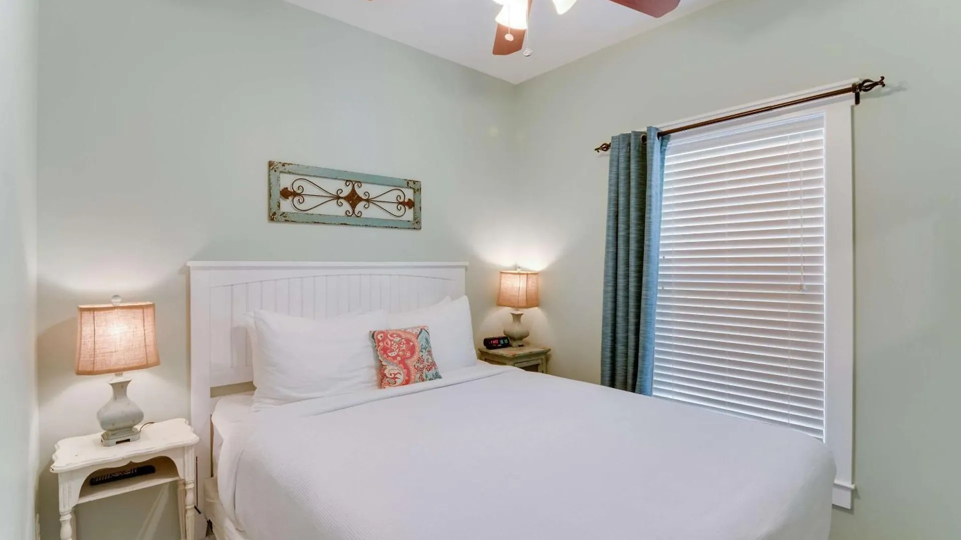 The Port And Cottages, Ascend Collection