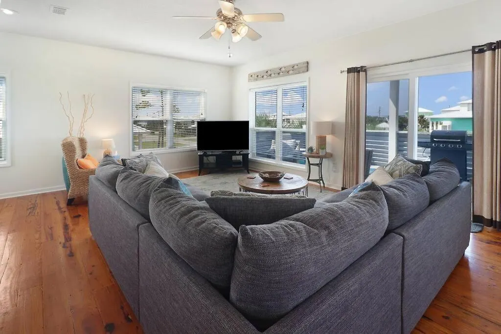 Holiday home A Shore Delight