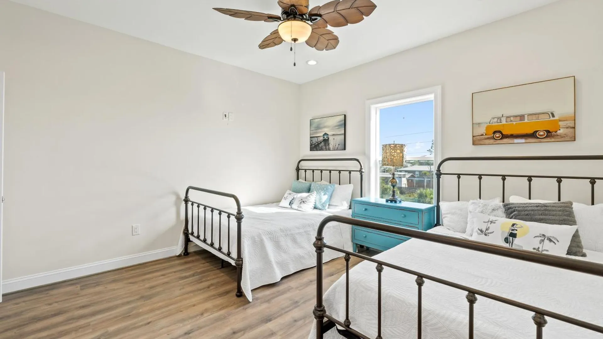 Available For Season! St Joe A-go-go - Gulf Front - Pet-friendly Holiday home