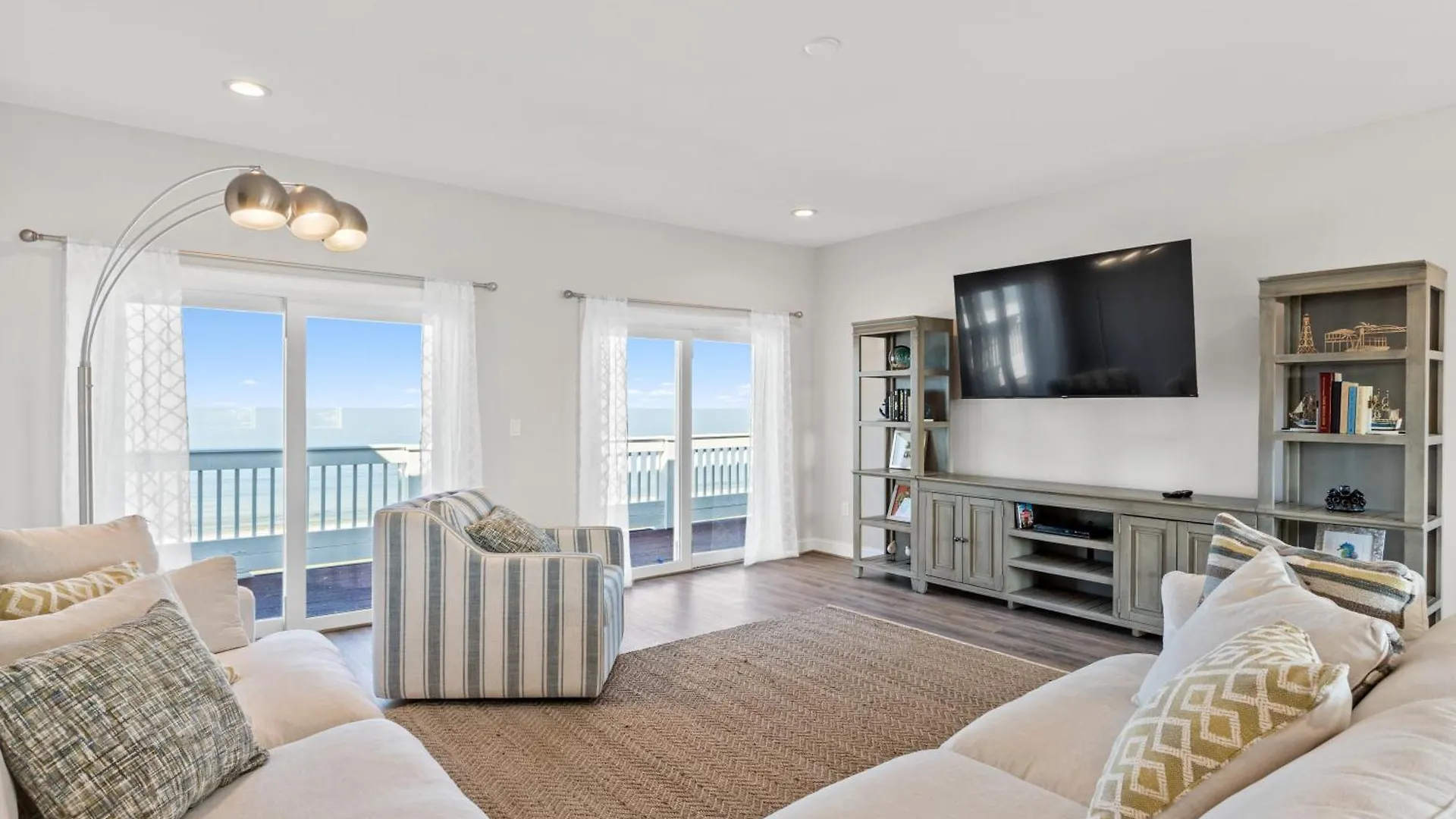 Holiday home Available For Season! St Joe A-go-go - Gulf Front - Pet-friendly Port St. Joe