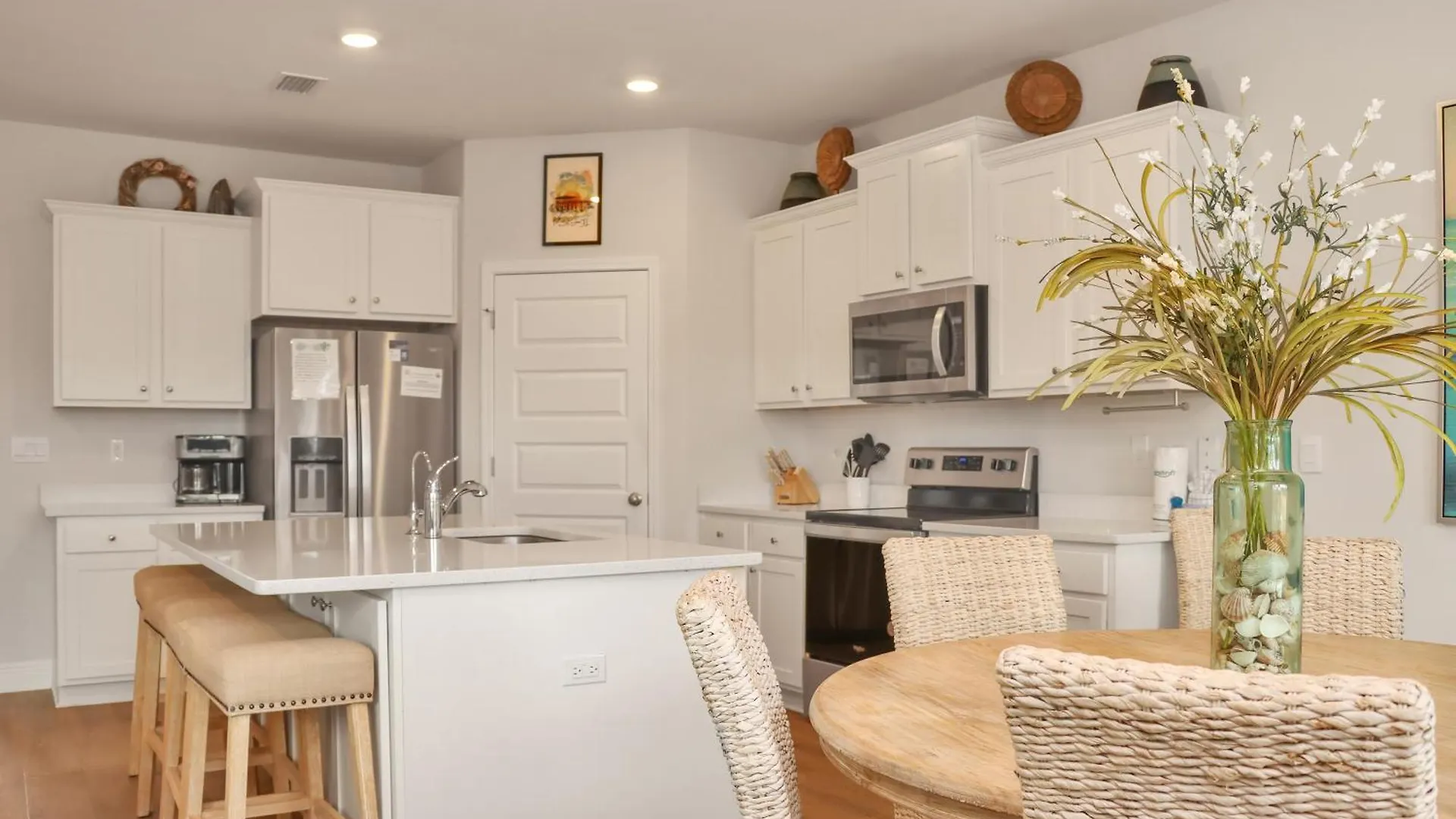 Coastal Oasis By Pristine Vacation *