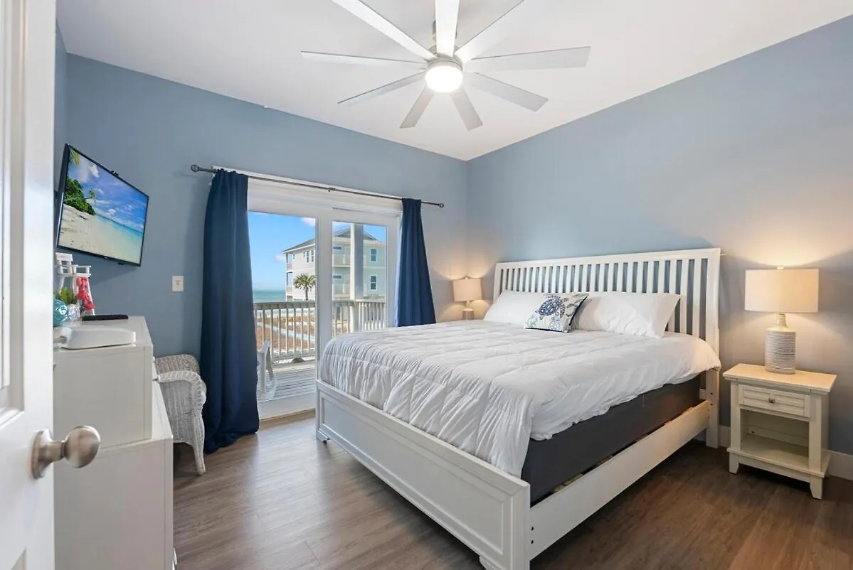 Holiday home Cape Ocean Front - Jacuzzi - Elevator - Arcade Games! *