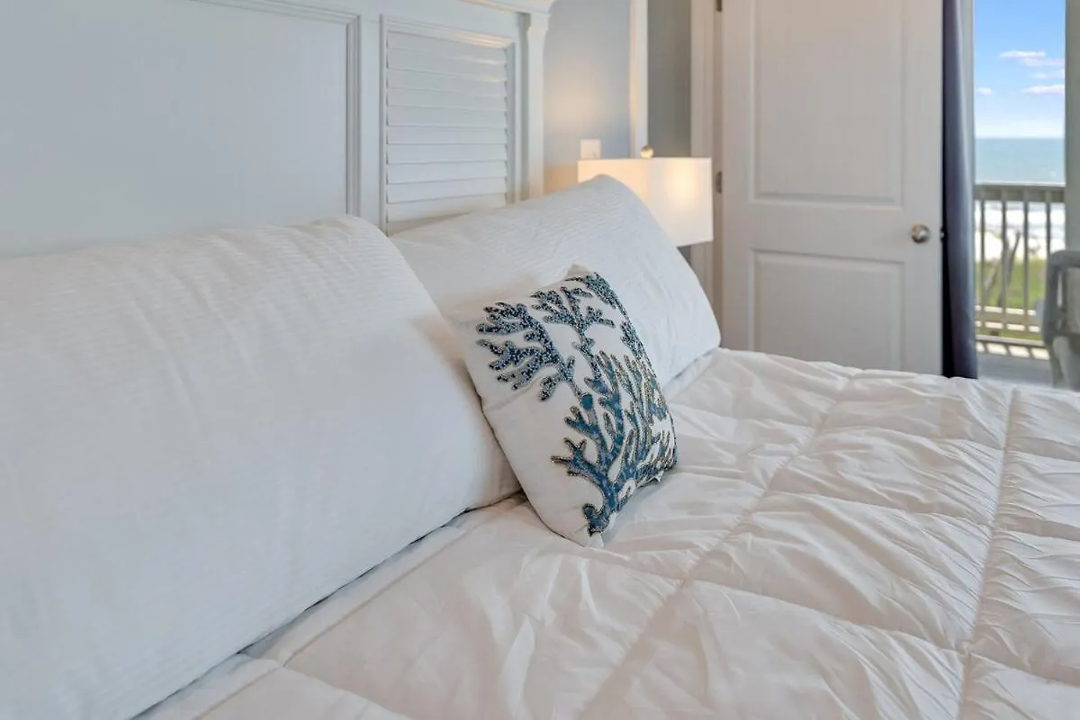 Holiday home Cape Ocean Front - Jacuzzi - Elevator - Arcade Games!