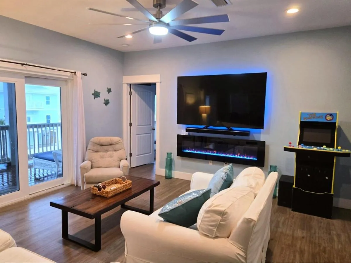 Cape Ocean Front - Jacuzzi - Elevator - Arcade Games! Port St. Joe