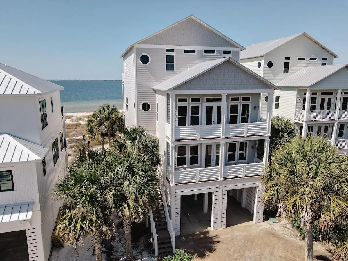 Stunning Front-private Heated Pool & Port St. Joe