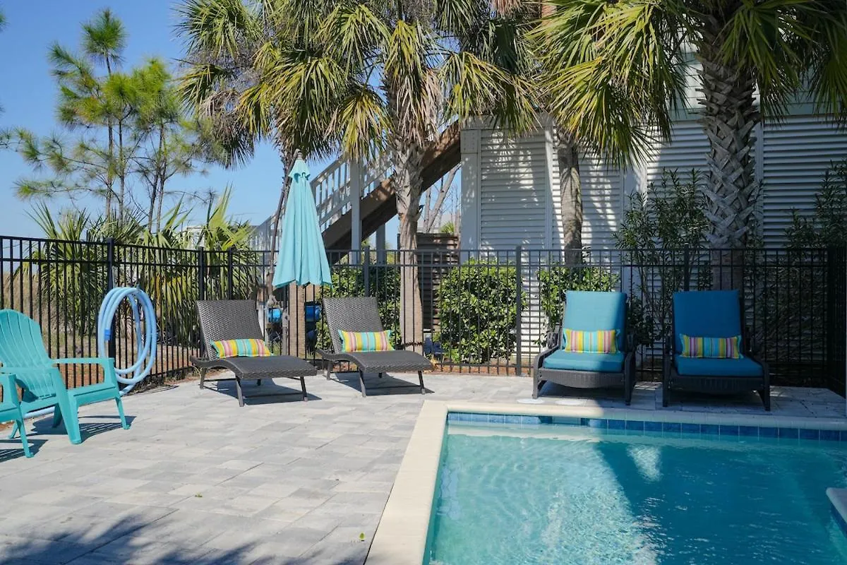 Holiday home Stunning Front-private Heated Pool & Port St. Joe
