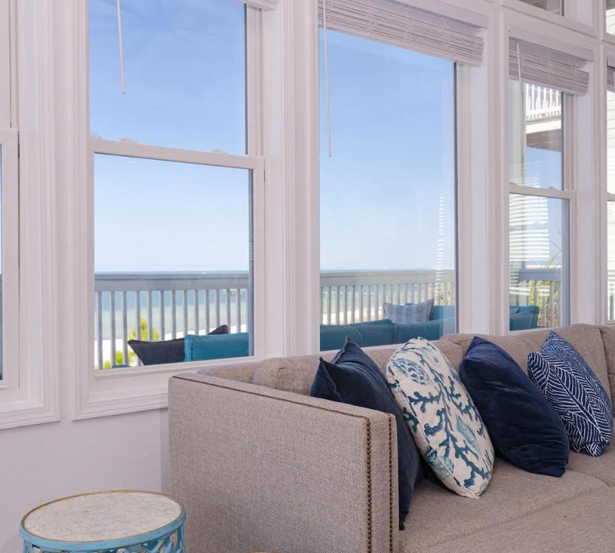 Stunning Front-private Heated Pool & * Port St. Joe