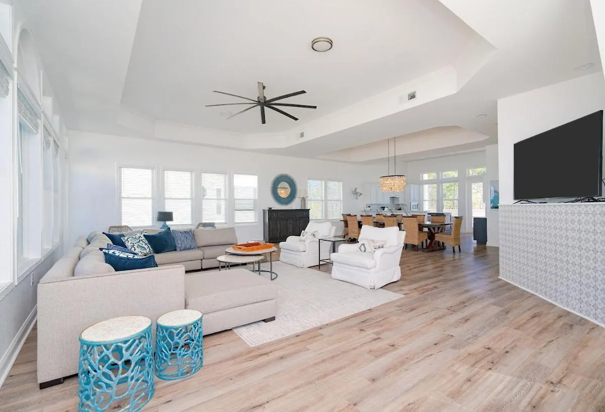 Stunning Front-private Heated Pool & * Port St. Joe