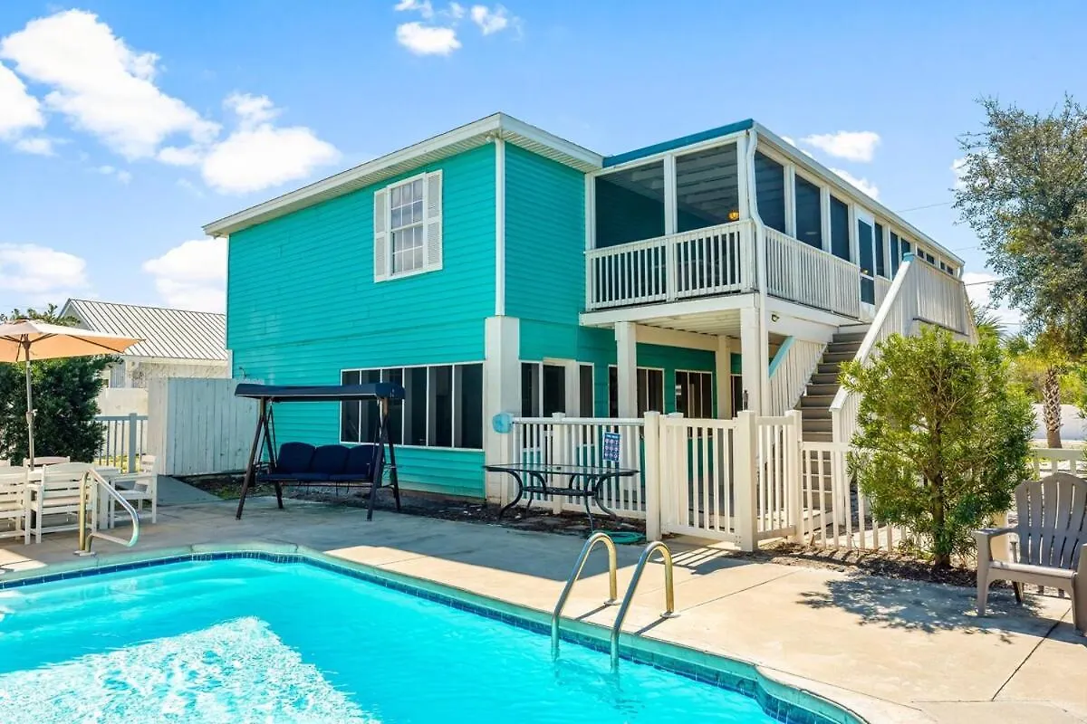Holiday home Sleeps15-pool - Pets Welcome - Steps From *