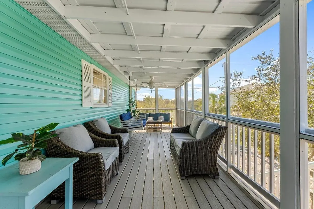 Holiday home Sleeps15-pool - Pets Welcome - Steps From Port St. Joe
