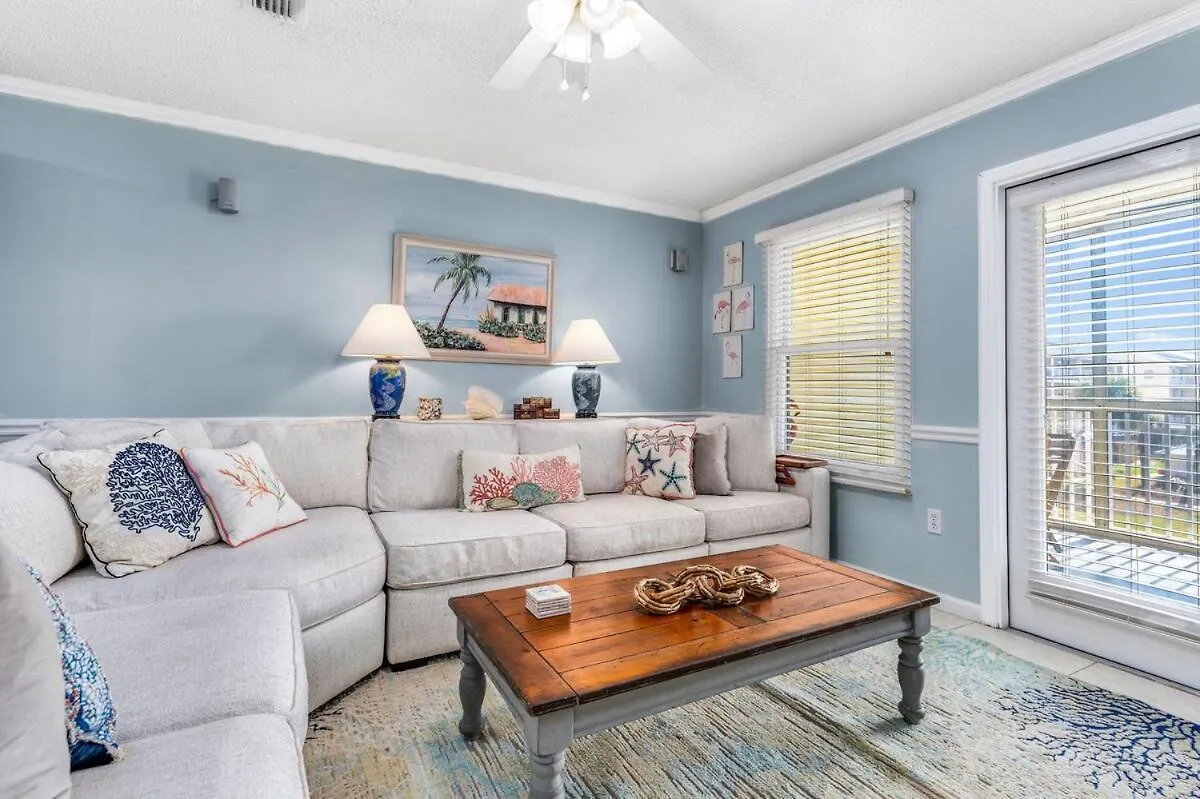 Holiday home Beachfront Pet Friendly 4 Bed 5 Bath With Pool *