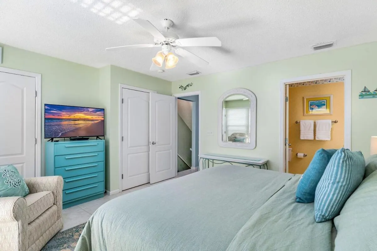 Beachfront Pet Friendly 4 Bed 5 Bath With Pool