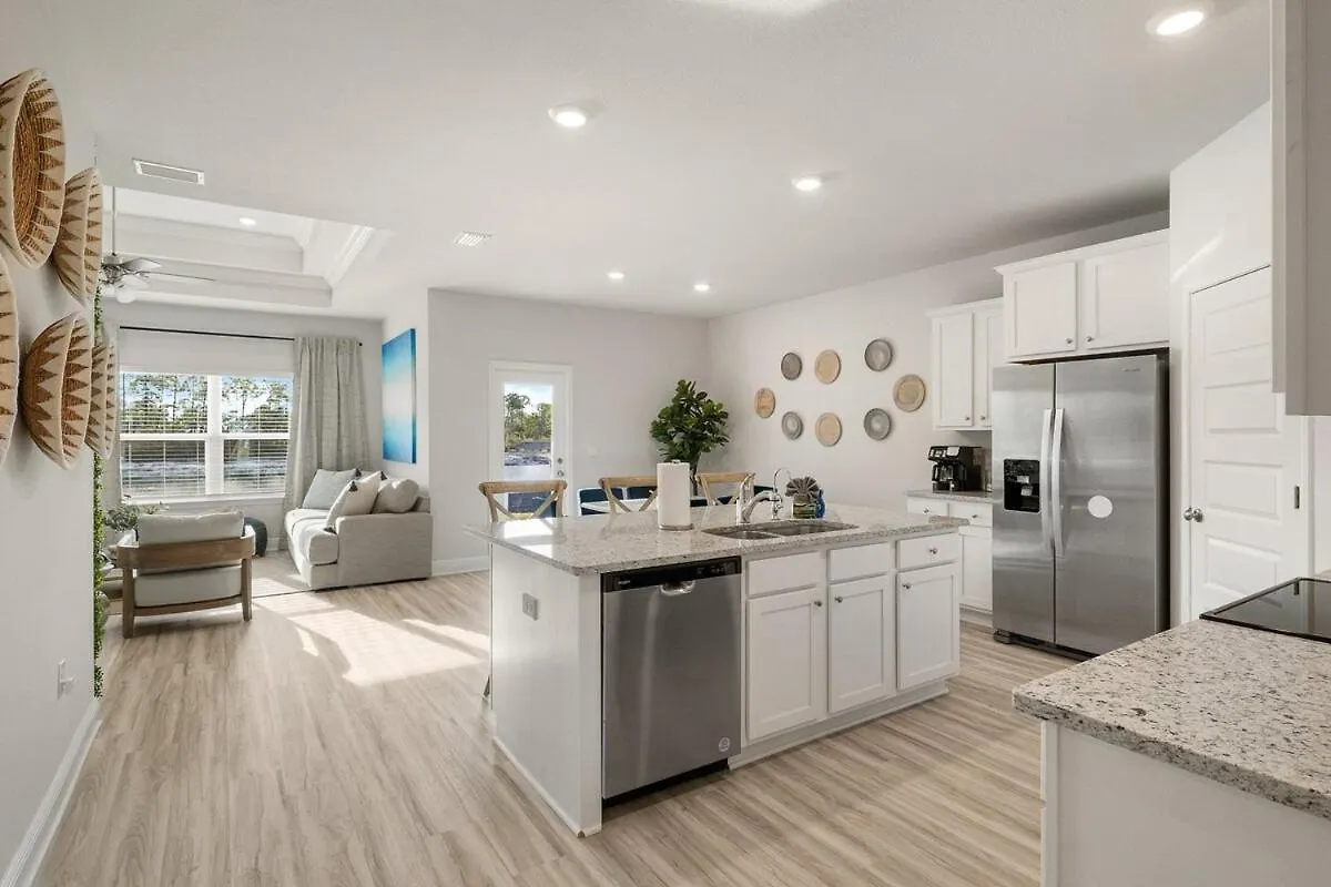 4 Bedroom Sleeps 10 Pool, Golf Cart Included! Sunsets *