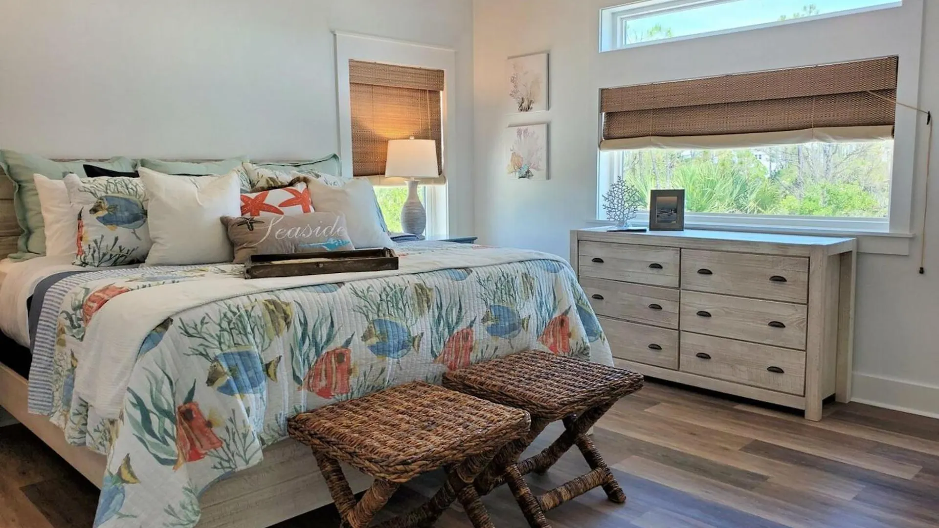 Pet Friendly House - The Great White Florida House By Panhandle Getaways