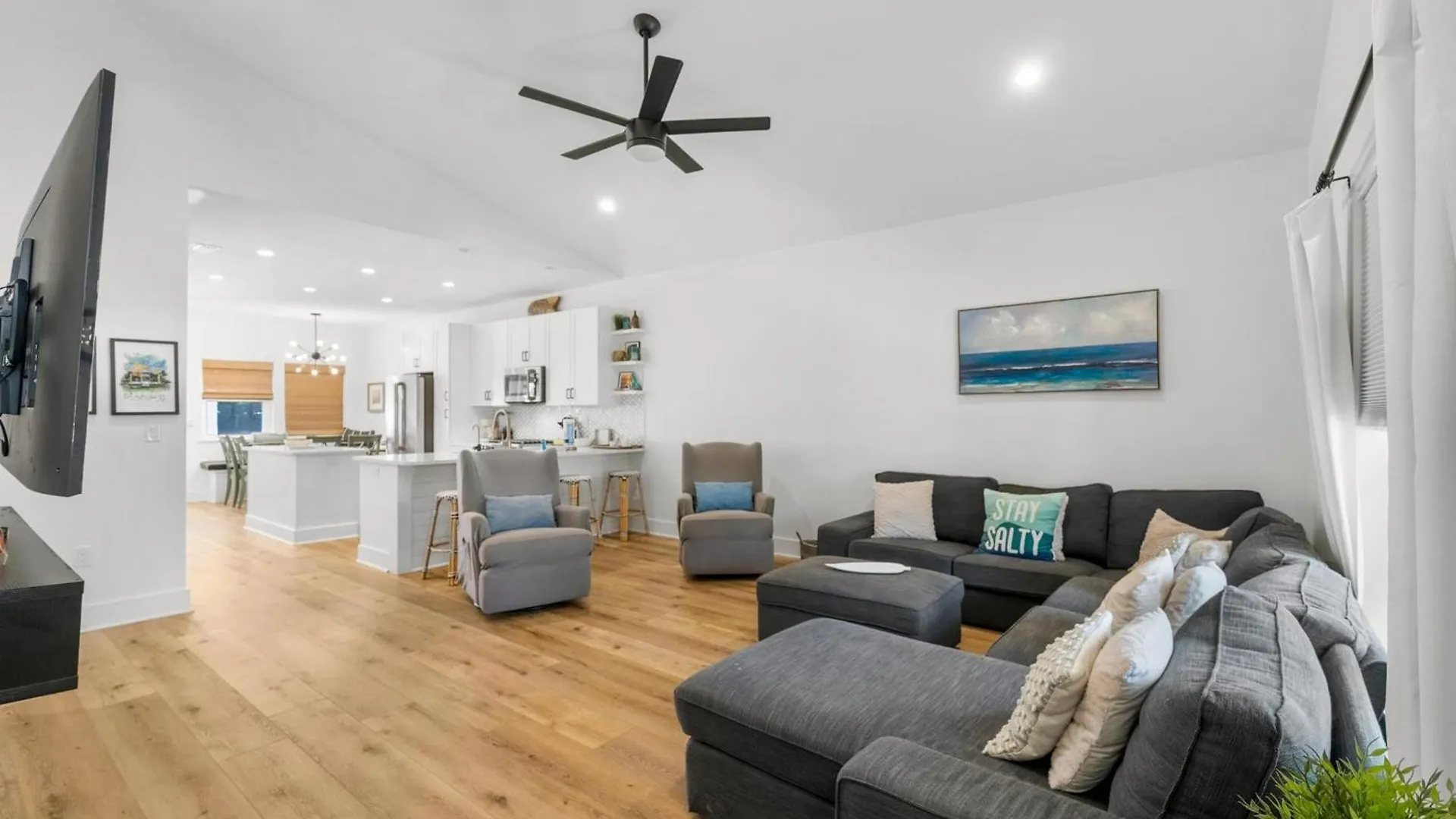 Pet Friendly House - 6th Street Retreat By Panhandle Getaways * Port St. Joe
