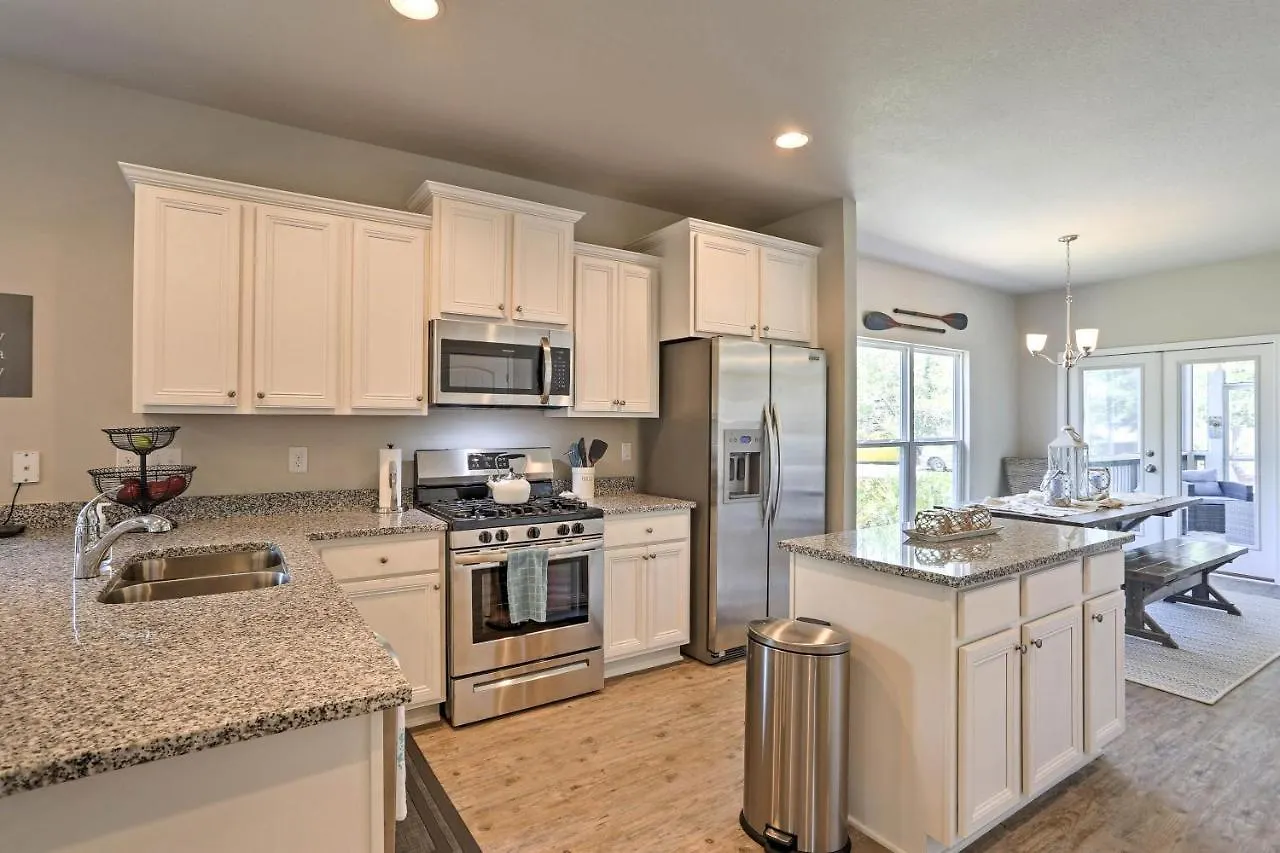 Port St Joe House With Pool Access! Port St. Joe