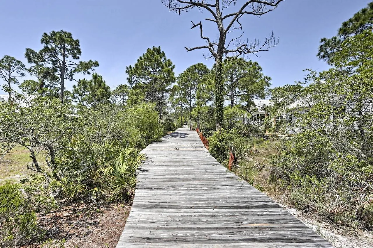 Port St Joe House With Pool Access! Holiday home Port St. Joe