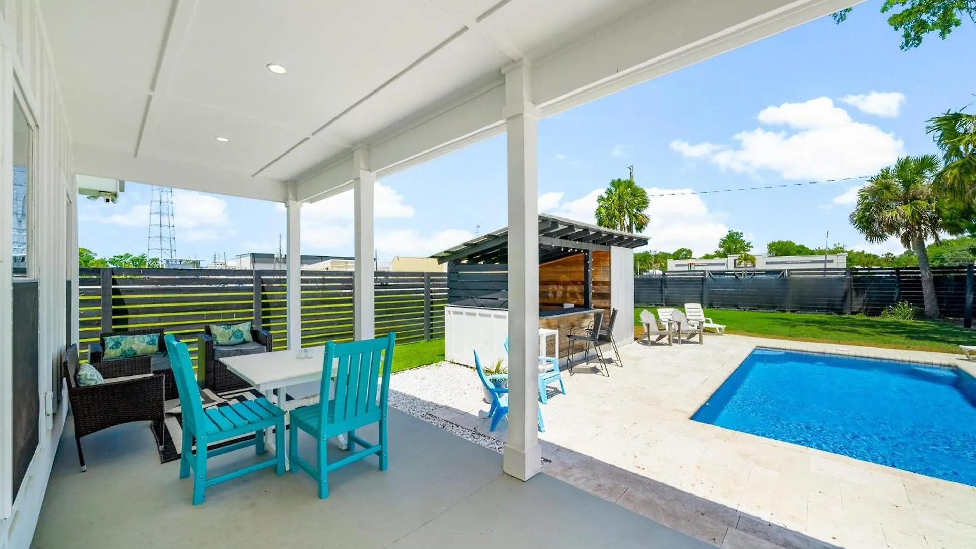 Pet Friendly House - 6th Street Retreat By Panhandle Getaways * Port St. Joe